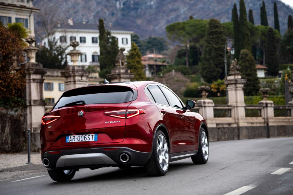 Οι Alfa Romeo Giulia και Stelvio τιμούν την 6C 2500 SS Coupe 